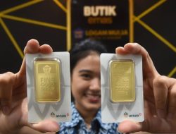 Harga Emas Antam Turun Rp 125.000 per Gram, Investor Diimbau Waspada Fluktuasi Global
